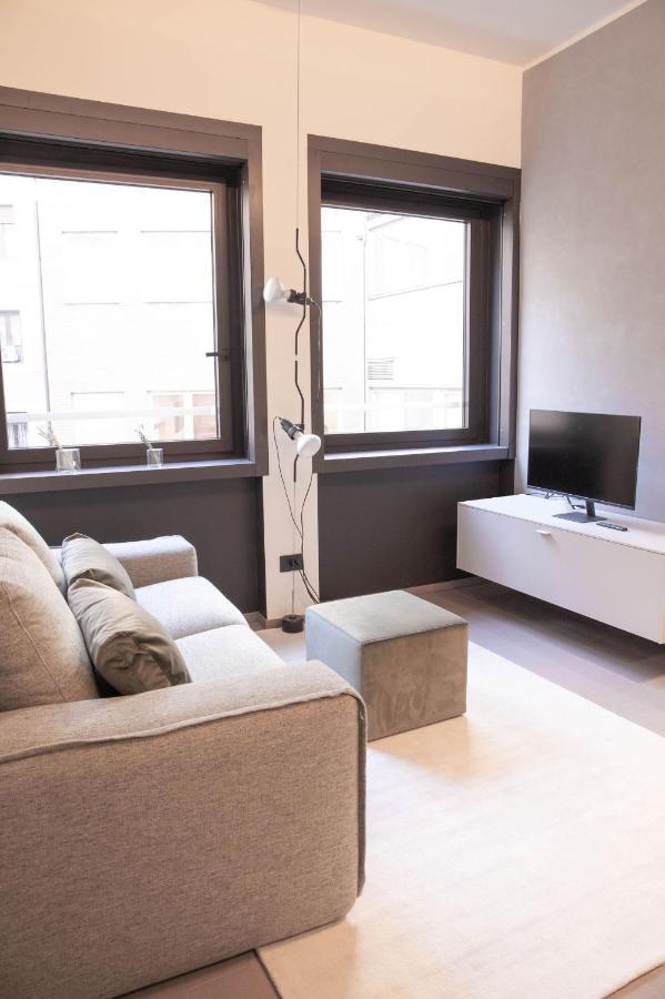 Exclusive Retreat Few Steps From Duomo - Apt 1 米兰 外观 照片