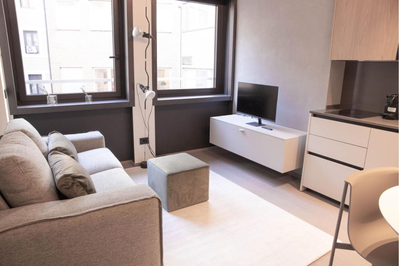 Exclusive Retreat Few Steps From Duomo - Apt 1 米兰 外观 照片
